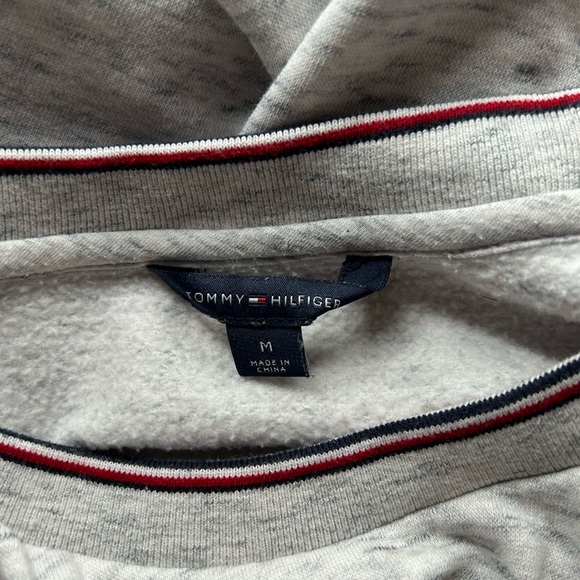 Tommy Hilfiger Crewneck Sweater - Picture 5 of 5